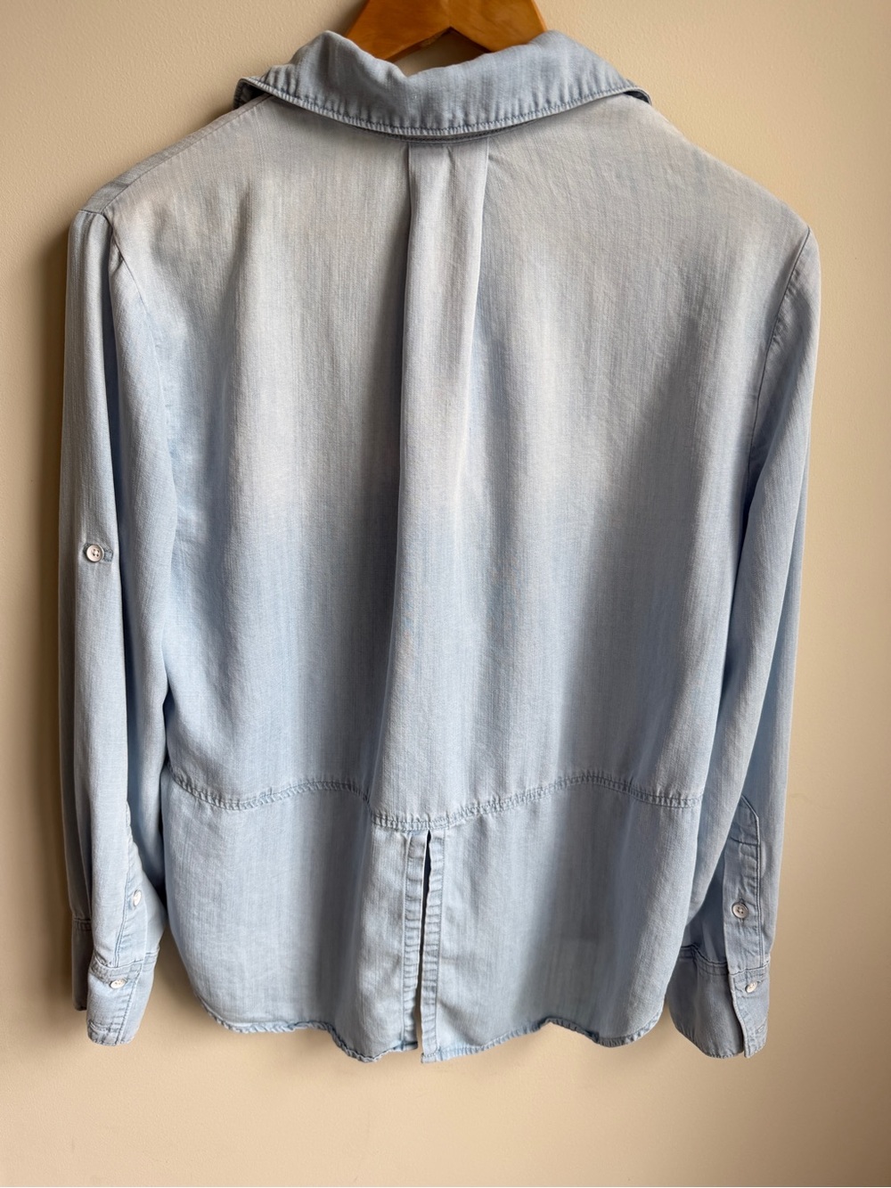 Cloth and Stone Lyocell Roll Sleeve Chambray Button Down Shirt Womens S - Picture 2 of 8